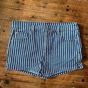 American Eagle blue & white hi rise shortie 12 jean shorts